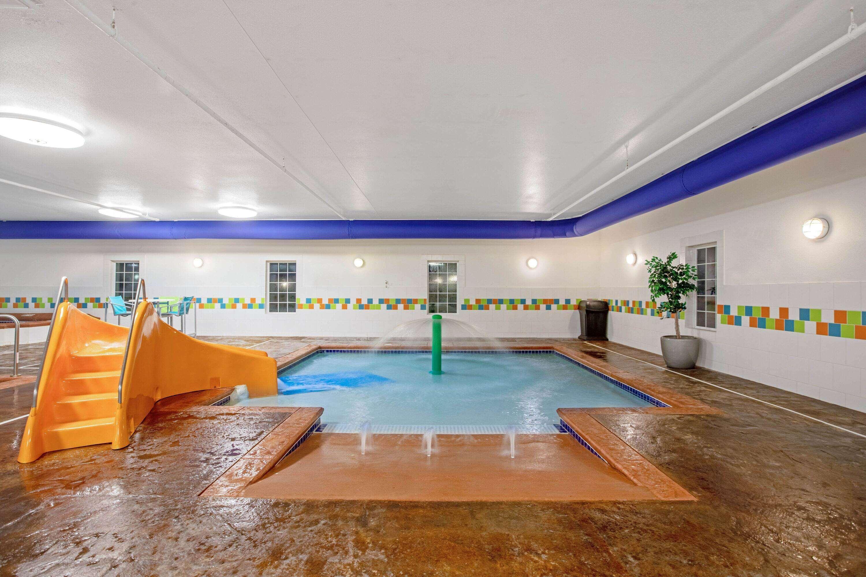 Hotel La Quinta By Wyndham Grand Forks Zewnętrze zdjęcie
